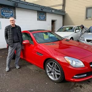 Meet your Posher, Bernie